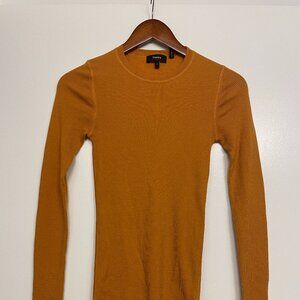 Theory Long Sleeve Fitted Top - Small